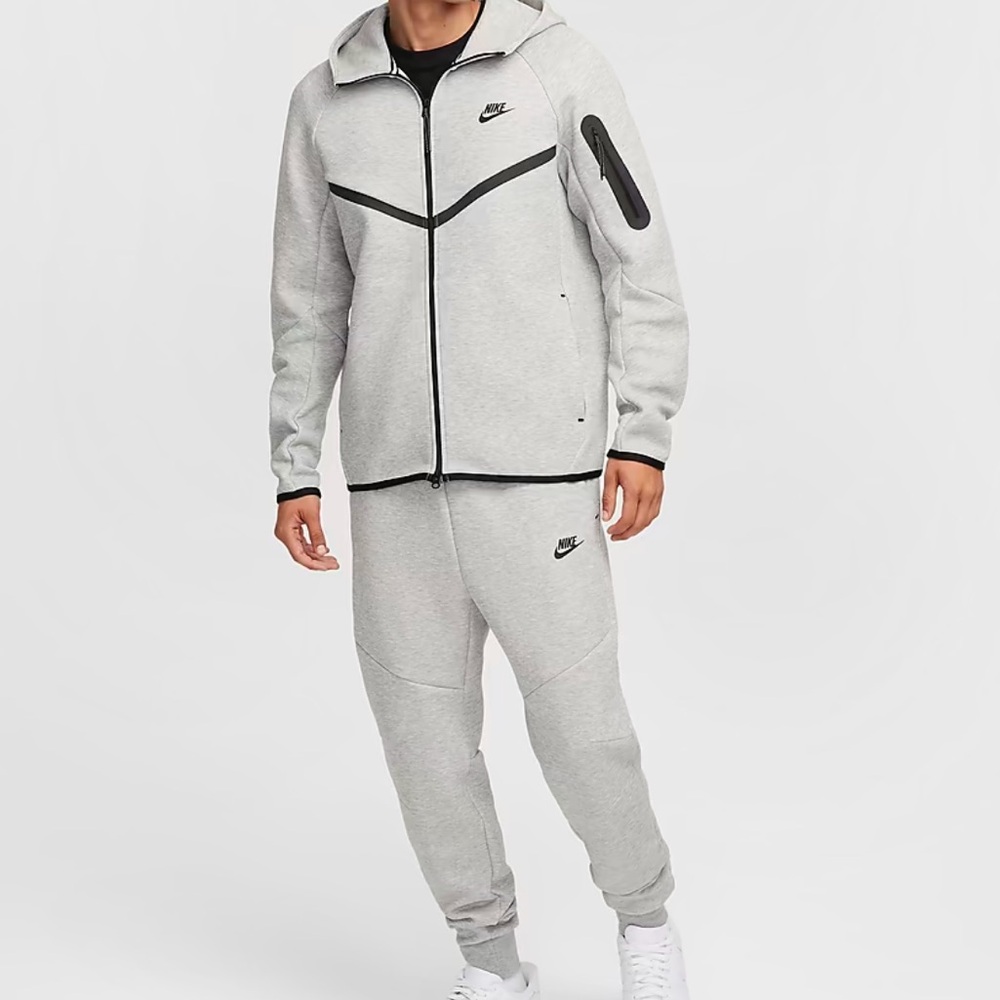 Nike Tech Gray Sweatpants Joggers